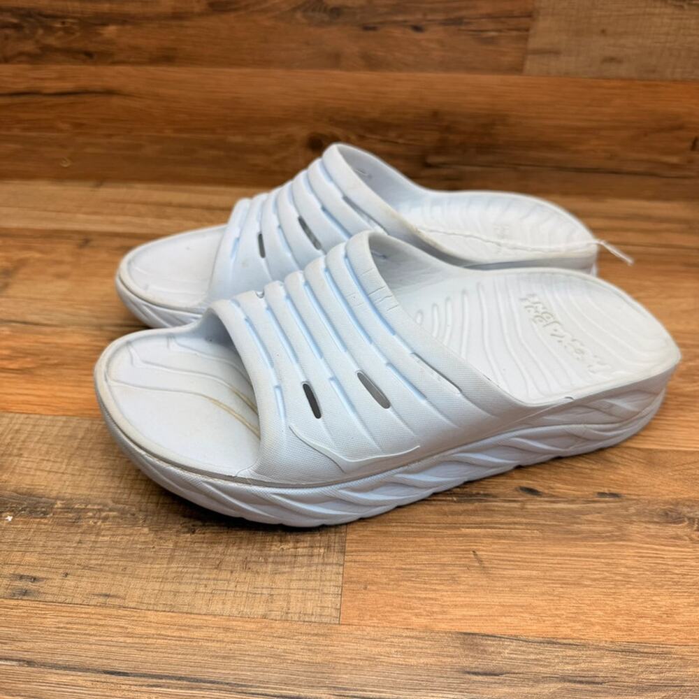Hoka Ora Slide women  Size 9 Slip On Sandal Comfort